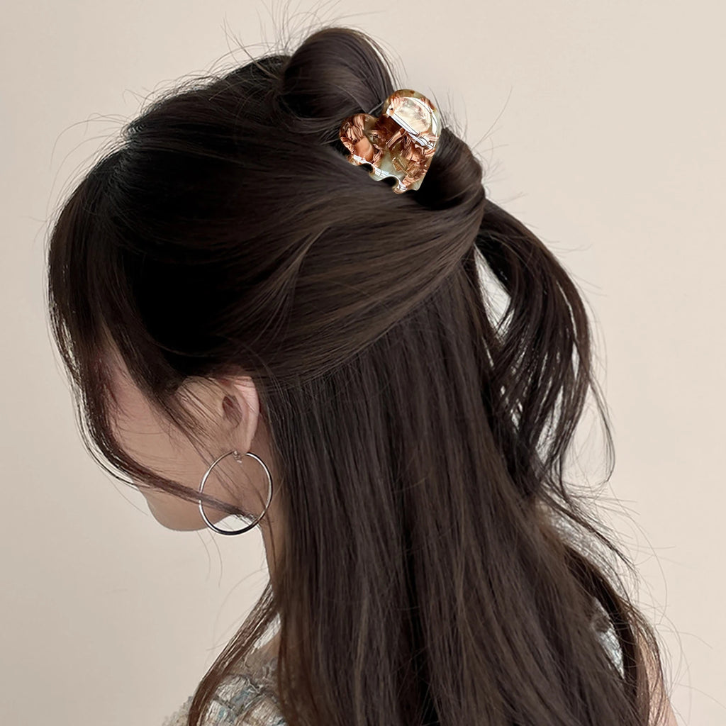 Exquisite Simple Hair Claw Creative Love Heart Shape Acetic Acid Hair Clips Korean Style Women Girls Claw Clips Hair Accessories